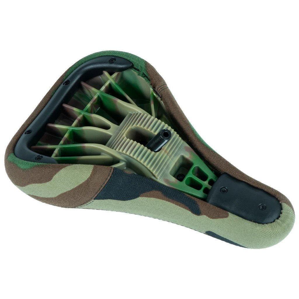 MID PIVOTAL LOGO SEAT - CAMO WITH RAISED BLACK EMBROIDERY